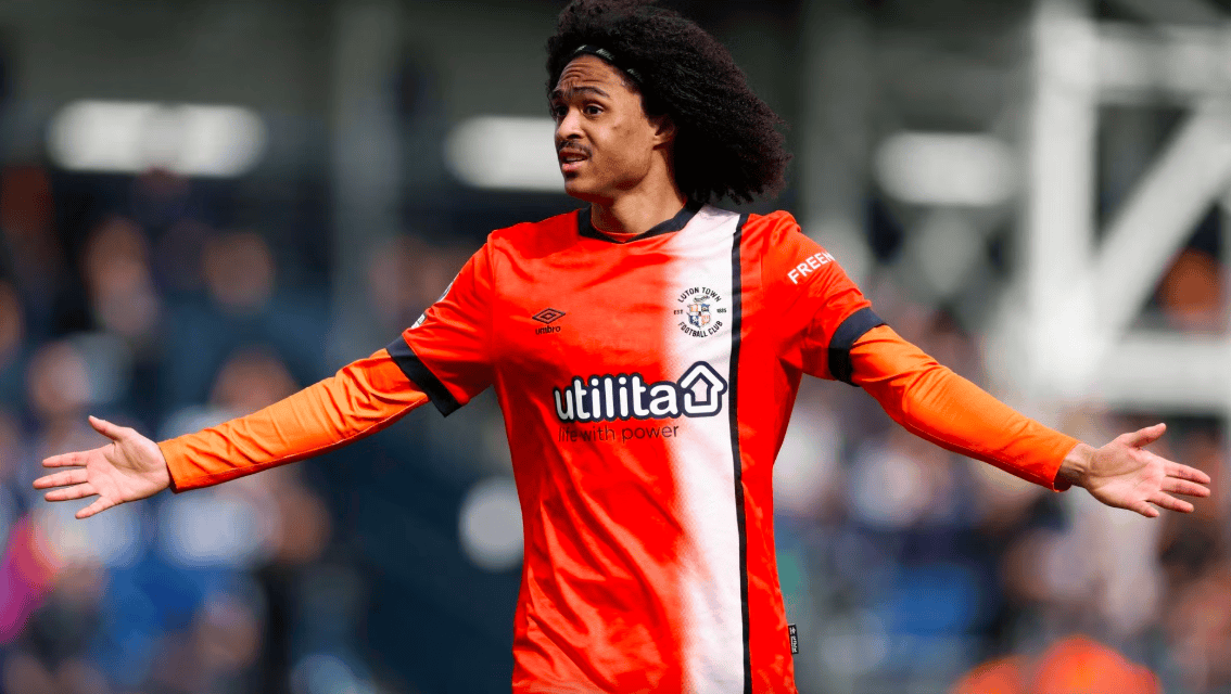 示好归化国足无果！25岁曼联旧将将代表14万小国出战 有望参加世界杯