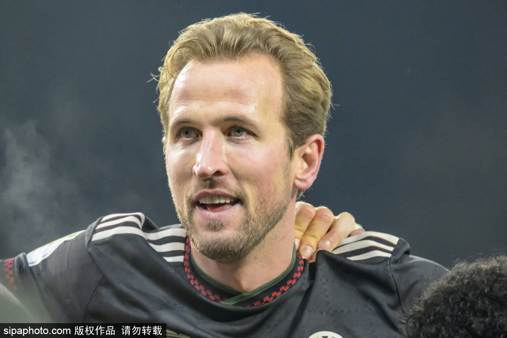 凯恩德甲帽子戏法的背后：76场比赛10次逆天表现，拜仁的秘密武器！